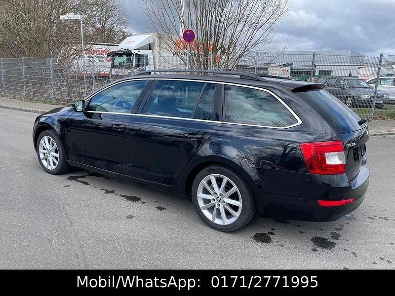 Gebraucht Skoda Octavia Elegance 105 PS (77 kW) 2015 Schwarz Kleinwagen