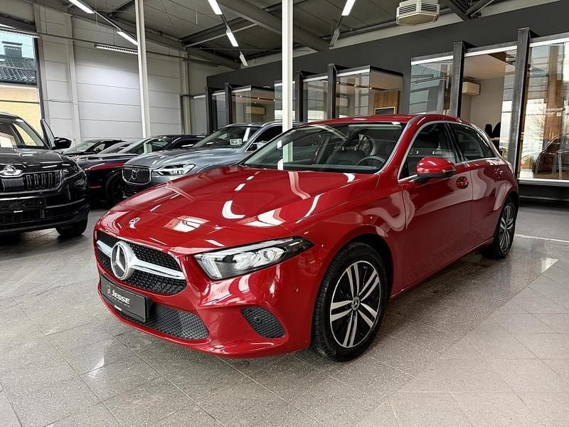 Gebraucht Mercedes A250 Progressive 160 PS (117 kW) 2021 Rot metallic