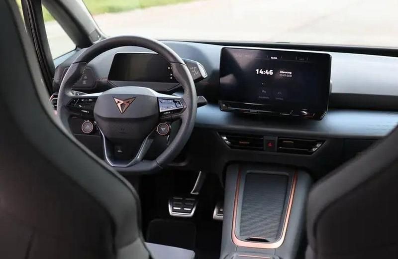 Gebraucht Cupra Born 169 kW (231 PS) 2022 Grau Kleinwagen