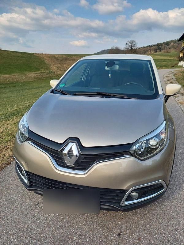 Gebraucht Renault Captur Intens 90 PS (66 kW) 2015 Beige SUV
