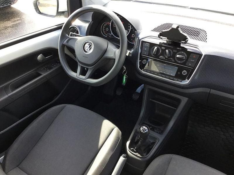 Gebraucht VW up! move up! 65 PS (47 kW) 2021 Pure white Kleinwagen
