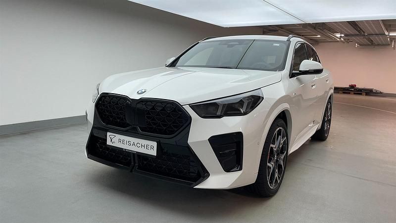 Gebraucht BMW X2 Basis 150 PS (110 kW) 2025 Alpinweiß uni SUV