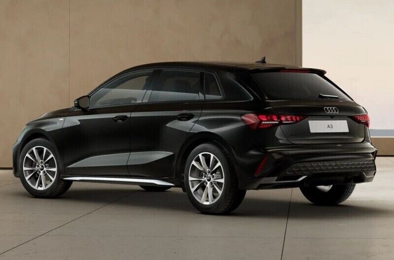 Neu Audi A3 Sportback S-Line 150 PS (110 kW) 2025 Schwarz Kleinwagen