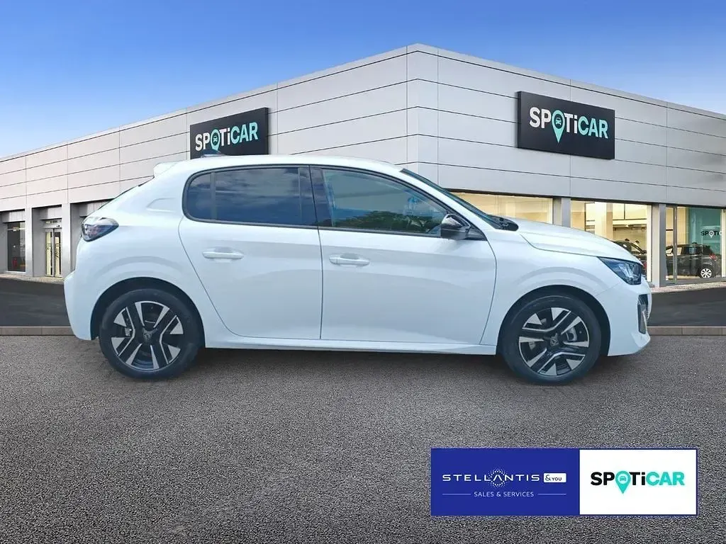 Gebraucht Peugeot 208 Allure 101 PS (74 kW) 2024 Weiß Kleinwagen