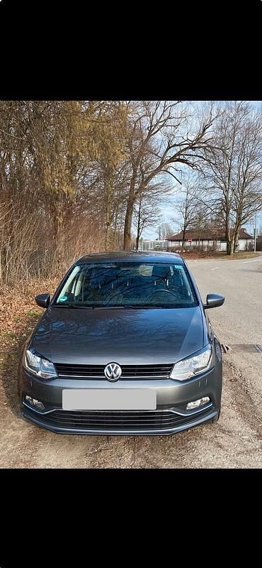 Gebraucht VW Polo 90 PS (66 kW) 2015 Grau Limousine