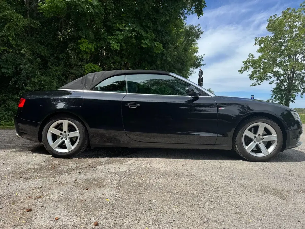 Gebraucht Audi A5 Cabriolet Sport 230 PS (169 kW) 2016 Schwarz Cabrio