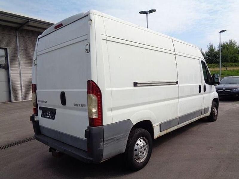 Second-hand Peugeot Boxer 2012 Alb Van