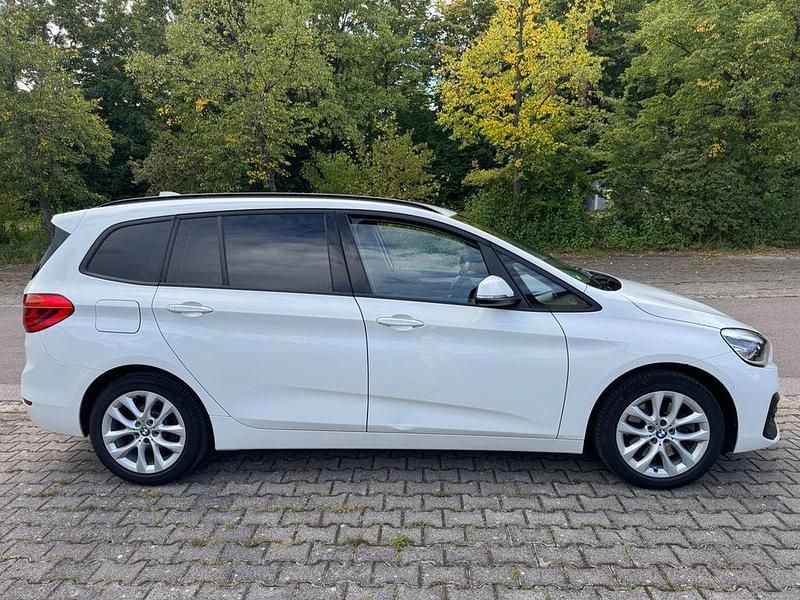 Gebraucht BMW 218 Gran Tourer Advantage 150 PS (110 kW) 2019 Van / Kleinbus