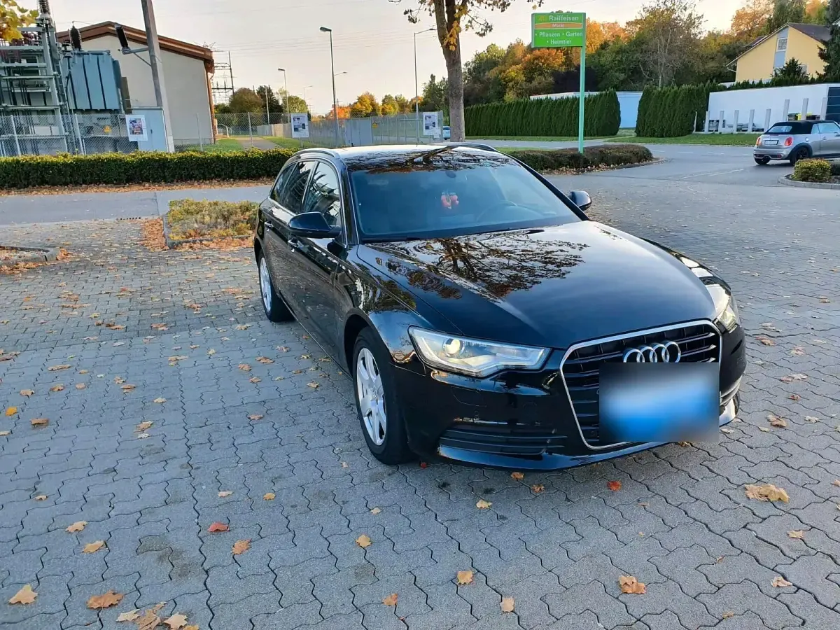 Gebraucht Audi A6 177 PS (130 kW) 2012 Schwarz Kombi