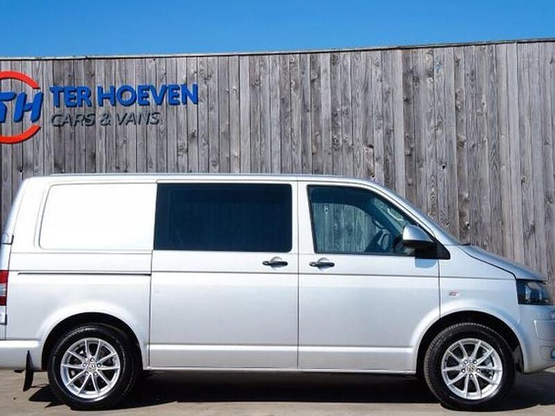 Gebraucht VW Transporter 179 PS (131 kW) 2010 Silber Van