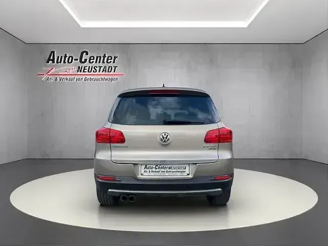 Gebraucht VW Tiguan Sportline 140 PS (102 kW) 2014 Beige SUV