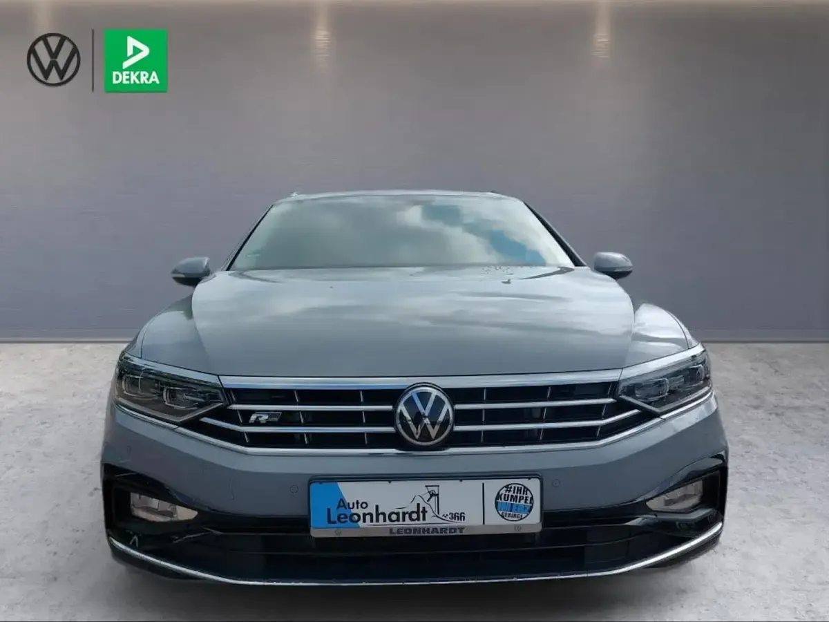 Używany VW Passat Elegance 200 KM (147 kW) 2022 Szary Kombi