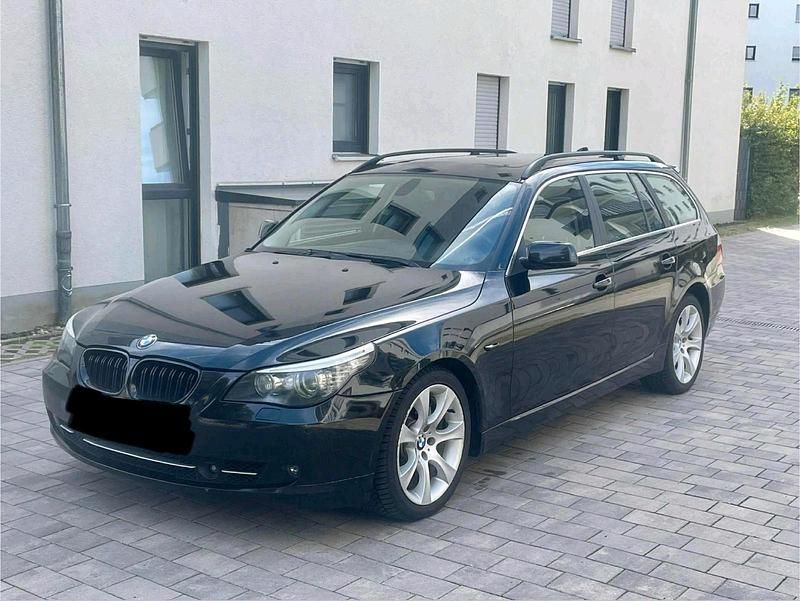 Schwarz Gebraucht 2007 BMW 550 Performance Kombi | 5.900 € (Fairer Preis) - Bild 1/4