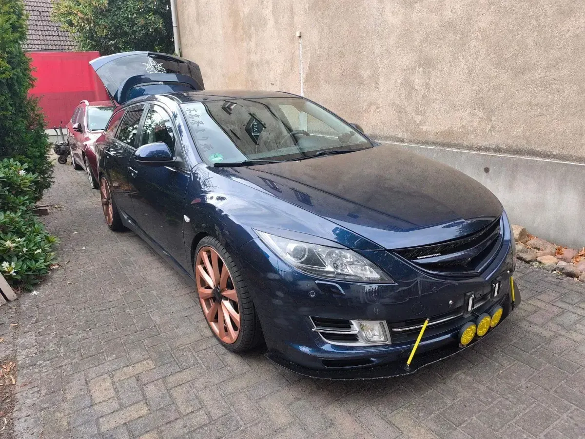Gebraucht Mazda 6 Exclusive 140 PS (102 kW) 2009 Blau Kombi