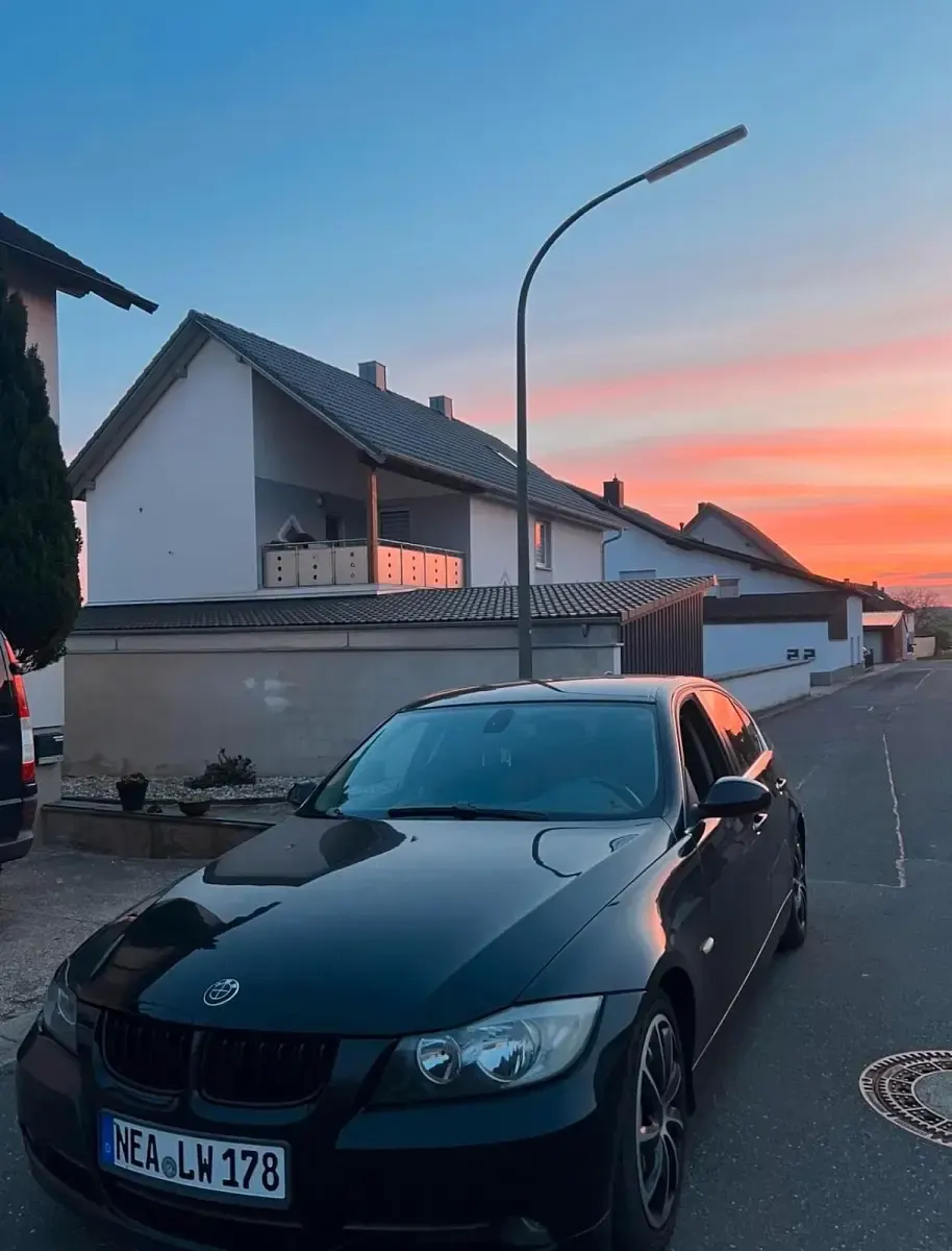 Gebraucht BMW 325 218 PS (160 kW) 2006 Schwarz Limousine