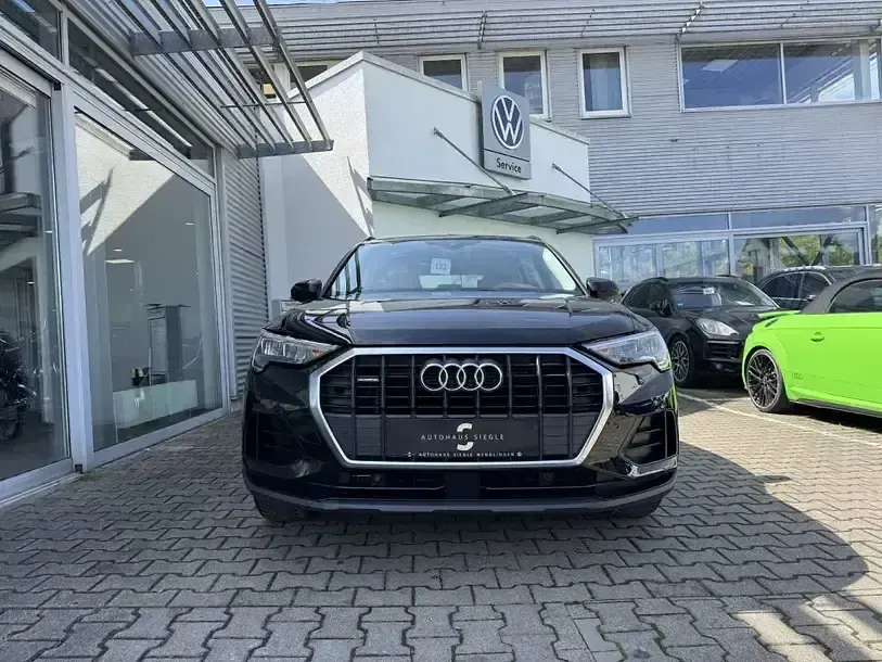 Gebraucht Audi Q3 Sport 190 PS (139 kW) 2019 Schwarz SUV