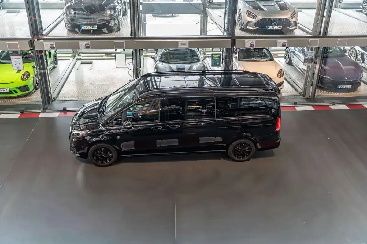 Gebraucht Mercedes 220 Business 239 PS (175 kW) 2021 Schwarz Van / Kleinbus