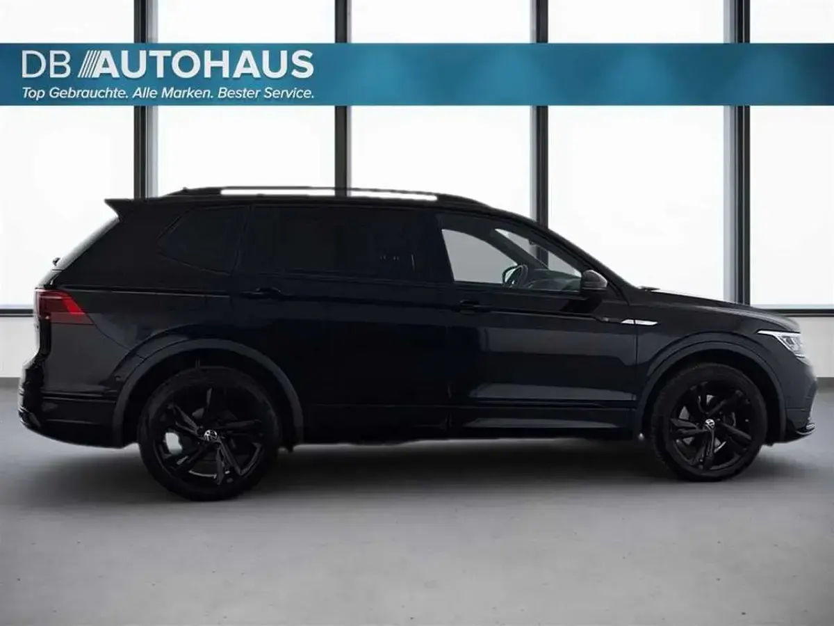 Gebraucht VW Tiguan Allspace R-line 200 PS (147 kW) 2024 Schwarz SUV