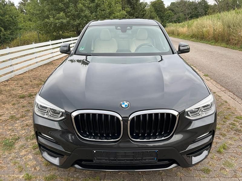 Gebraucht BMW X3 Luxury Line 190 PS (139 kW) 2018 Schwarz SUV