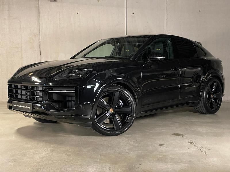 Chromitschwarzmetallic Neu 2025 Porsche Cayenne Coupe GTS Coupé | 170.659 € (Fairer Preis) - Bild 1/4