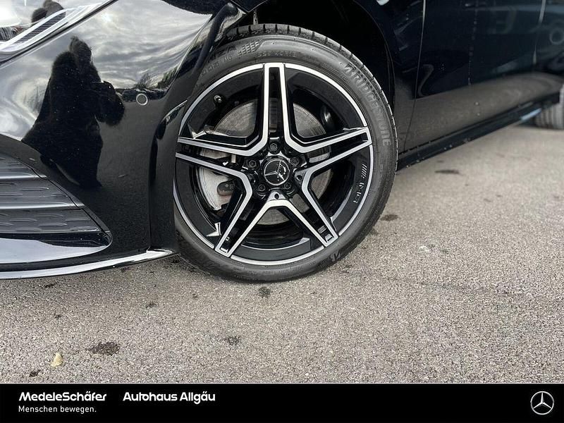 Gebraucht Mercedes CLA250e Shooting Brake AMG 218 PS (160 kW) 2021 Schwarz Kombi