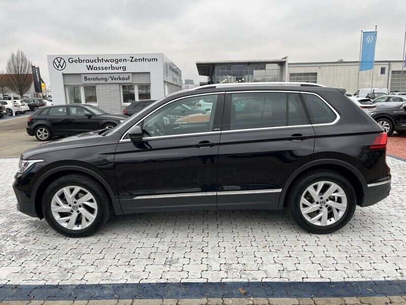 Gebraucht VW Tiguan Move 150 PS (110 kW) 2024 Deep black perleffekt SUV
