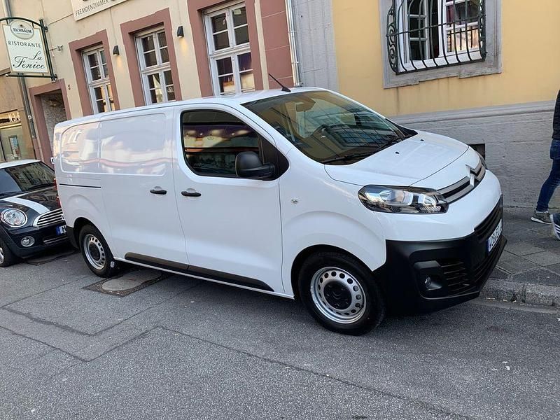 Gebraucht Citroën Jumpy Profi 122 PS (89 kW) 2021 Weiß Van / Kleinbus