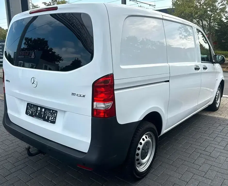 Gebraucht Mercedes Vito 114 PS (83 kW) 2017 Weiß Van