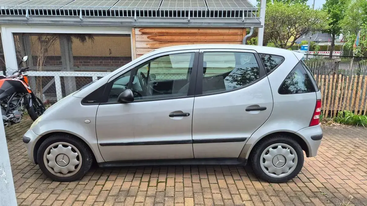 Gebraucht Mercedes 170 107 PS (78 kW) 2001 Grau Kleinwagen