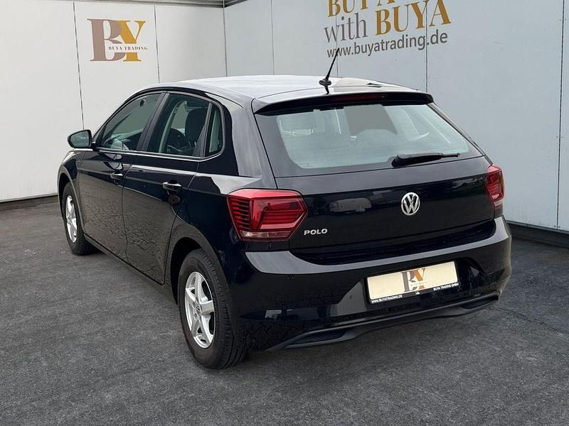 Gebraucht VW Polo Trendline 75 PS (55 kW) 2018 Schwarz Kleinwagen