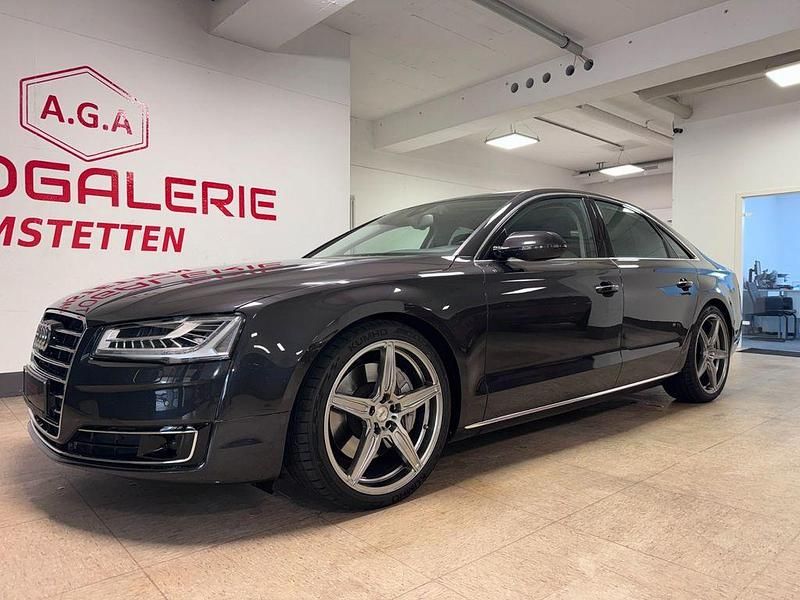 Grau Gebraucht 2016 Audi A8 Limousine | 35.500 € (Fairer Preis) - Bild 1/4