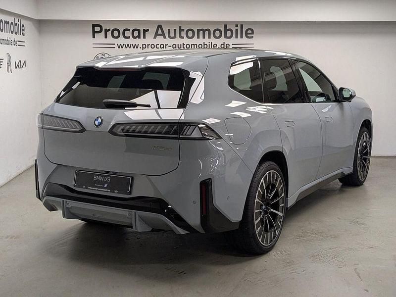 Gebraucht BMW iX3 M Sport 344 kW (469 PS) 2026 Grau SUV