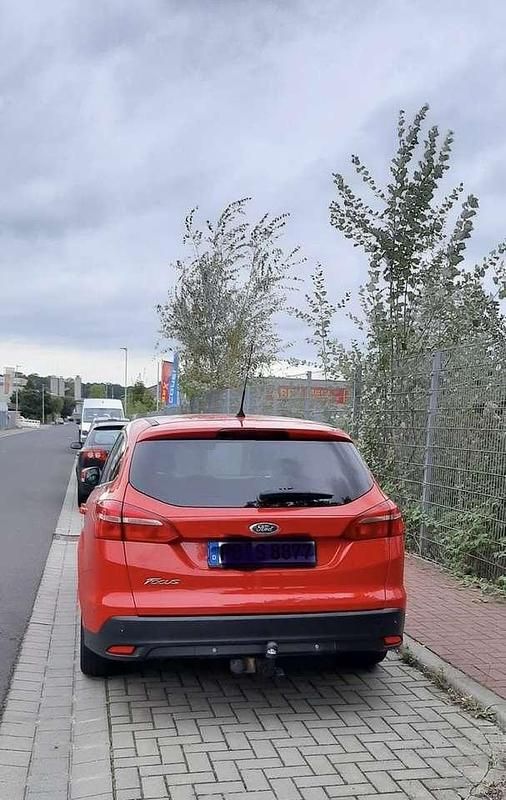 Gebraucht Ford Focus 120 PS (88 kW) 2015 Kombi