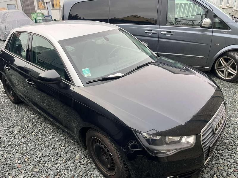 Gebraucht Audi A1 Ambition 90 PS (66 kW) 2013 Phantomschwarz perleffekt Kleinwagen