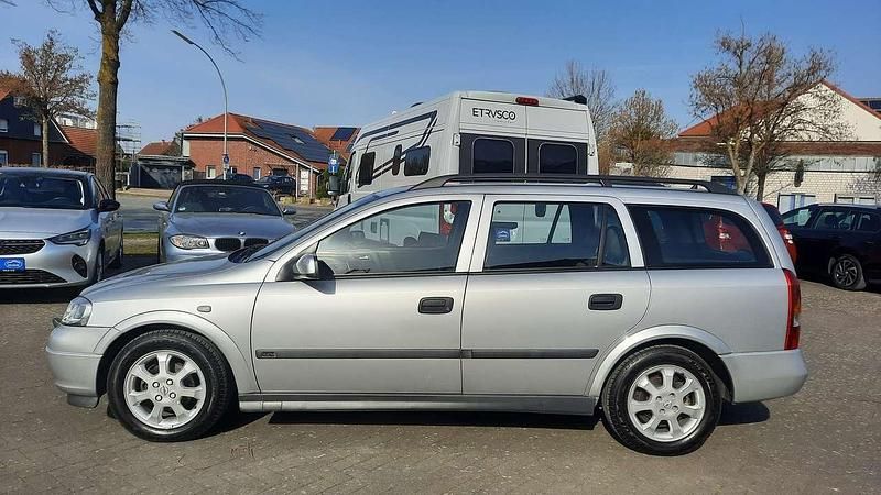 Gebraucht Opel Astra 101 PS (74 kW) 2001 Silber Kombi
