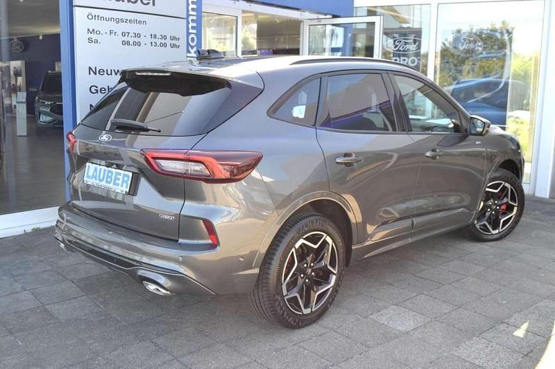 Gebraucht Ford Kuga ST-Line X 242 PS (177 kW) 2025 Grau SUV