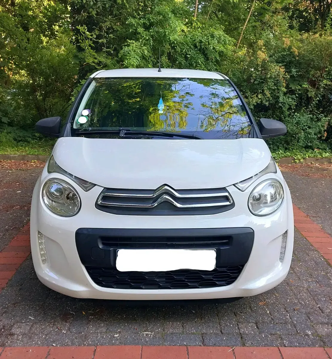 Gebraucht Citroën C1 68 PS (50 kW) 2015 Weiß Kleinwagen
