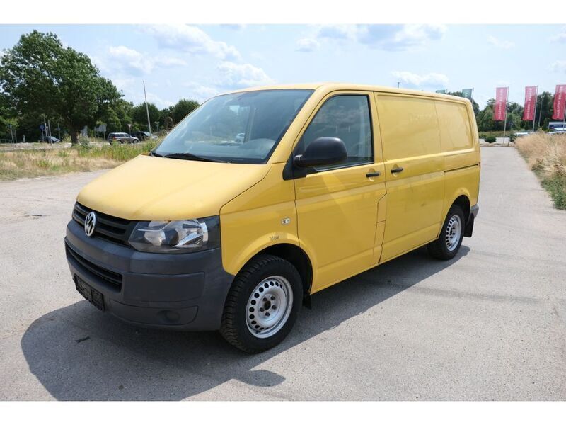 Gebraucht VW T5 84 PS (61 kW) 2010 Ginstergelb r1032 Van