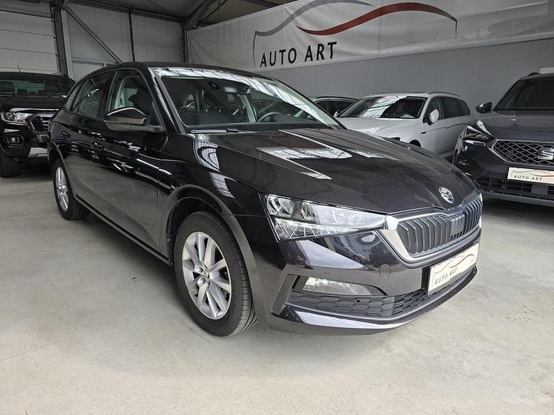 Schwarz Gebraucht 2022 Skoda Scala Ambition Kleinwagen | 18.500 € (Fairer Preis) - Bild 1/4