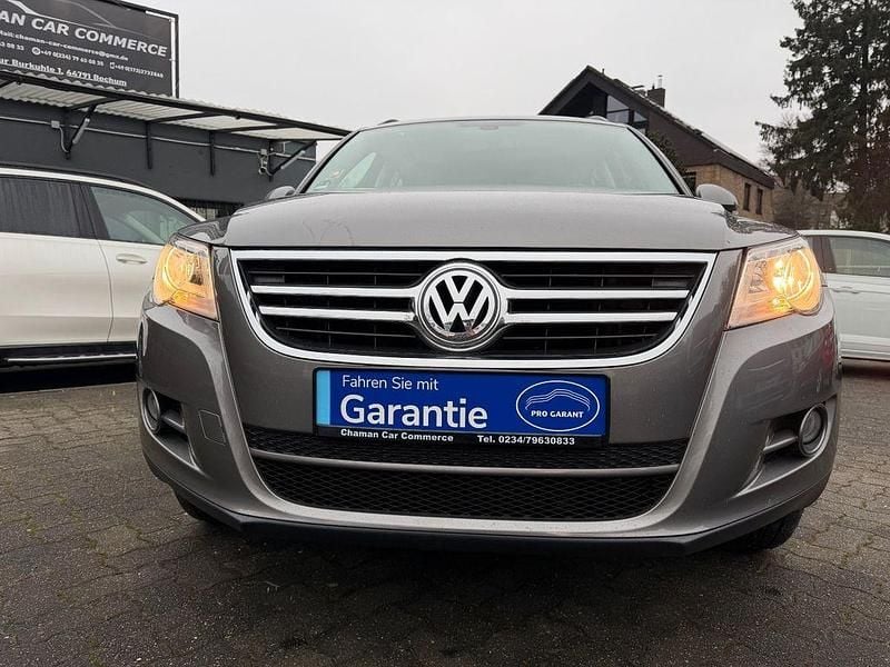 Grau Gebraucht 2009 VW Tiguan Trendline SUV | 6.900 € (Etwas zu teuer) - Bild 1/4