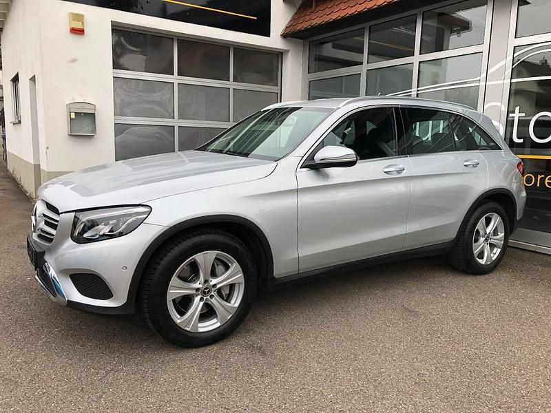 Gebraucht Mercedes GLC220 170 PS (125 kW) 2018 Silber SUV