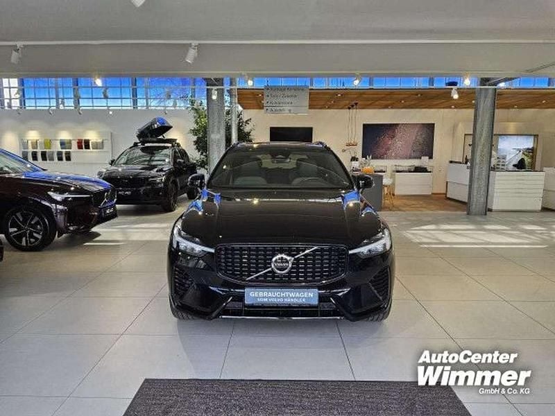 Używany Volvo XC60 Plus 253 KM (186 kW) 2023 Czarny SUV