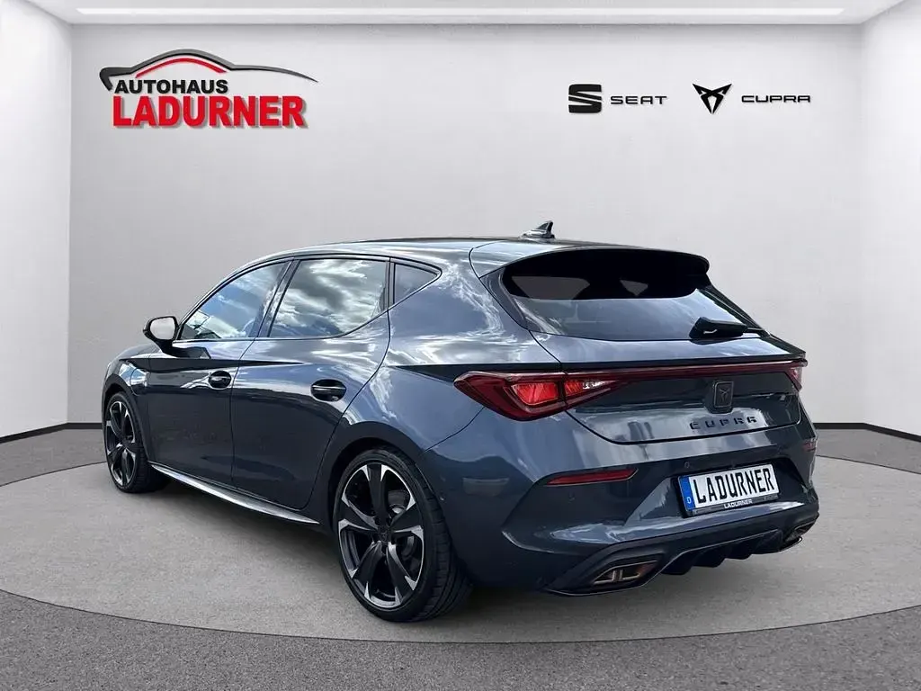 Gebraucht Cupra Leon VZ1 245 PS (180 kW) 2023 Schwarz Limousine