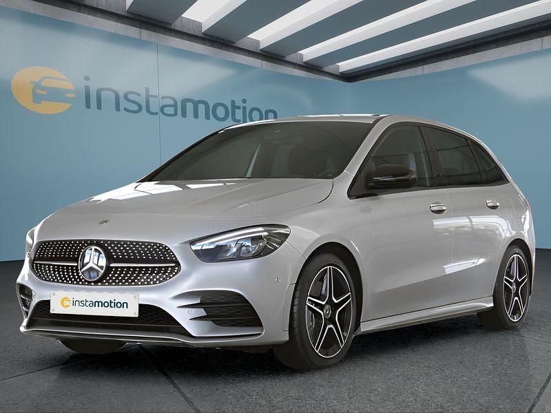 Weiß Gebraucht 2022 Mercedes B250e Van / Kleinbus | 30.249 € (Teuer) - Bild 1/4