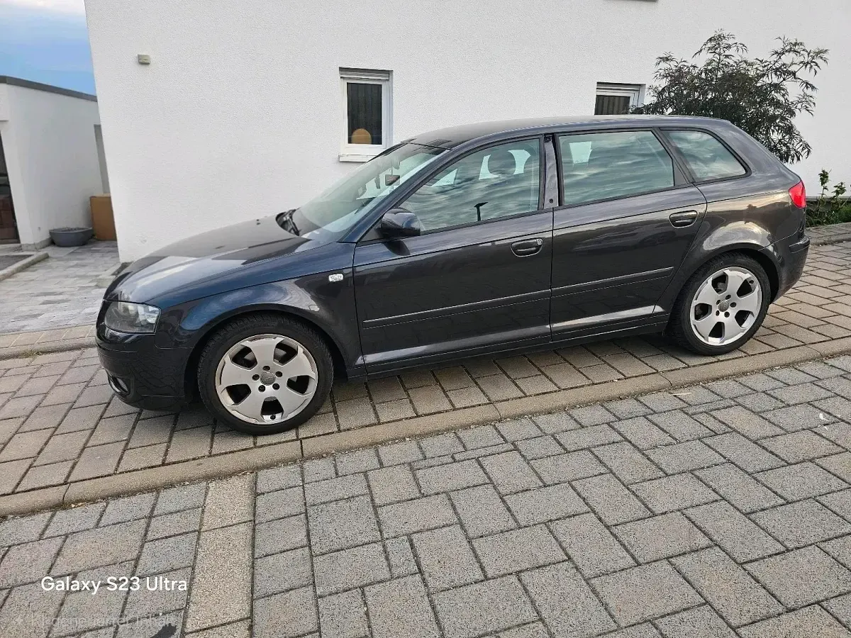 Gebraucht Audi A3 Sportback 140 PS (102 kW) 2006 Grau Kleinwagen