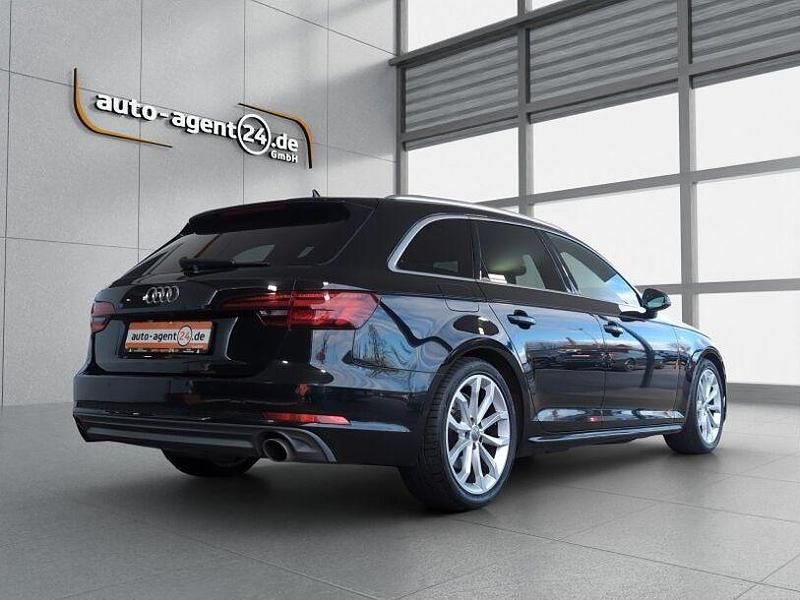 Gebraucht Audi A4 Ambiente 190 PS (139 kW) 2018 Mythosschwarz metallic Kombi
