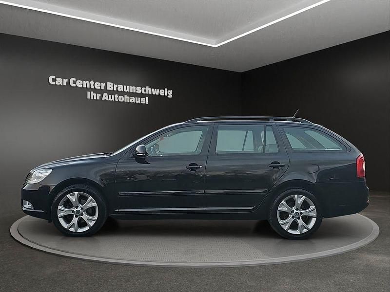 Gebraucht Skoda Octavia Elegance 140 PS (102 kW) 2011 Schwarz Kombi