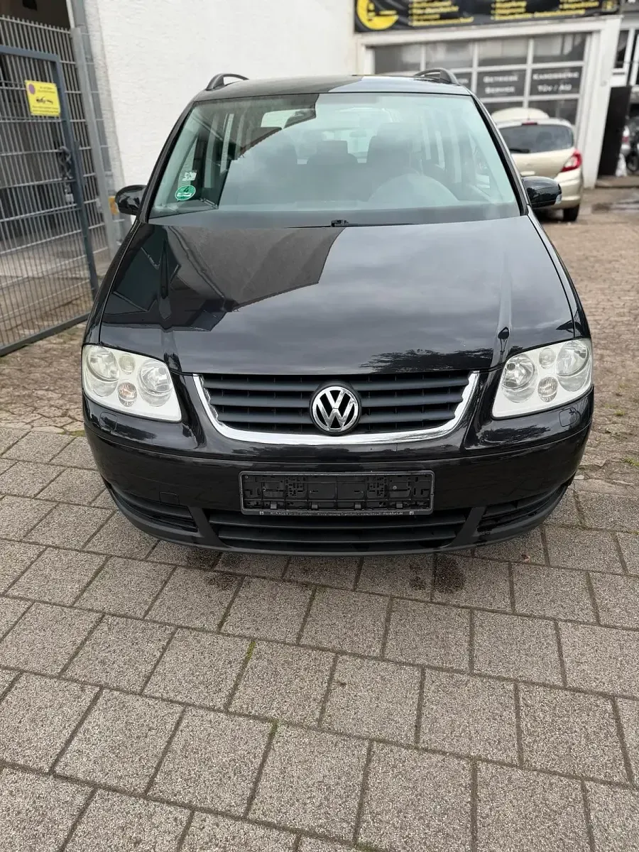 Gebraucht VW Touran 105 PS (77 kW) 2004 Schwarz Van / Kleinbus