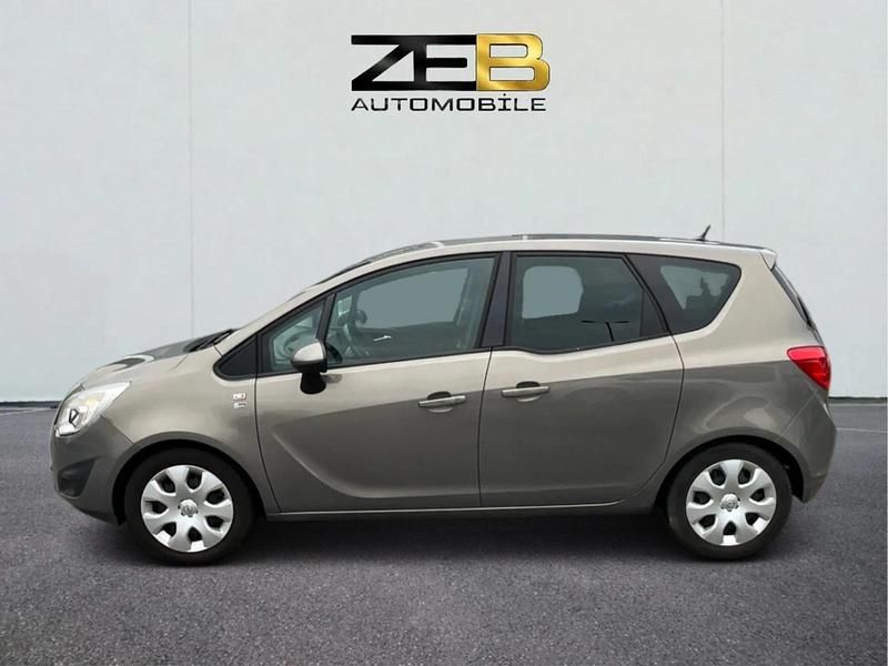 Gebraucht Opel Meriva 101 PS (74 kW) 2012 Silber Van / Kleinbus