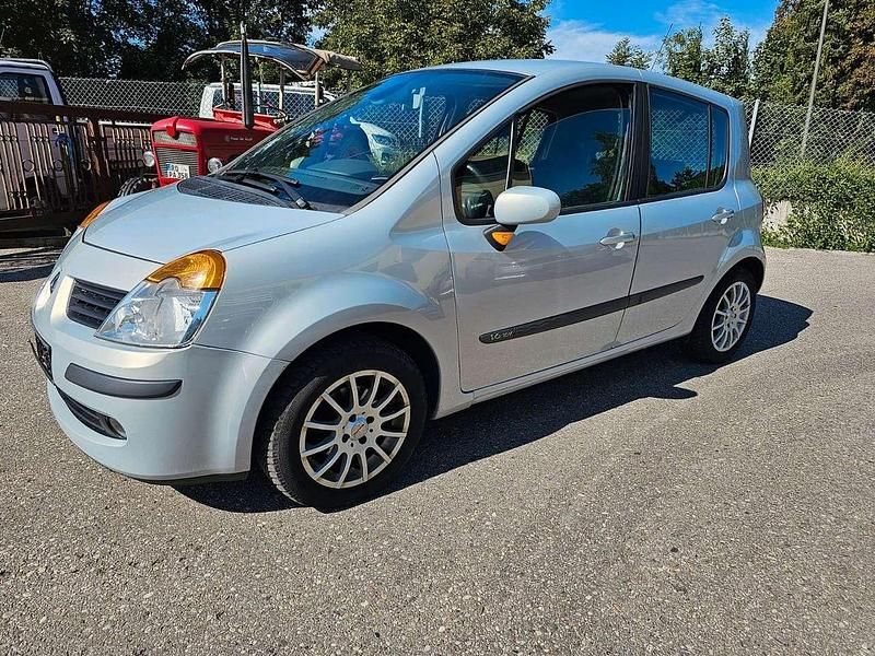 Silber Gebraucht 2005 Renault Modus Dynamique Van / Kleinbus | 4.444 € (Teuer) - Bild 1/4